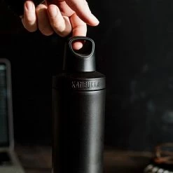 Kambukka Reno Geïsoleerde Drinkfles 500 ML - Matte Black Met Draaidop -CeLaVi winkel 420x840 1