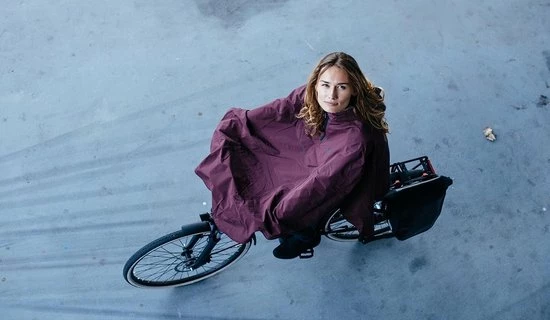 AGU Grant Regenponcho Essential Unisex - Navy Blauw - One Size - Dames & Heren - Waterdicht & Ademend 12 AGU Grant Regenponcho Essential Unisex - Navy Blauw - One Size - Dames & Heren - Waterdicht & Ademend - Afbeelding 10