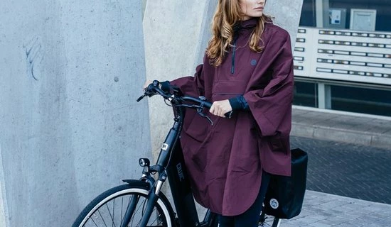 AGU Grant Regenponcho Essential Unisex - Navy Blauw - One Size - Dames & Heren - Waterdicht & Ademend 14 AGU Grant Regenponcho Essential Unisex - Navy Blauw - One Size - Dames & Heren - Waterdicht & Ademend - Afbeelding 12