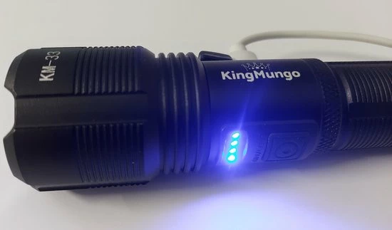 King Mungo Zeer Krachtige Militaire LED Zaklamp - Oplaadbaar - Inclusief 18650 Batterij 4 King Mungo Zeer Krachtige Militaire LED Zaklamp - Oplaadbaar - Inclusief 18650 Batterij - Afbeelding 2