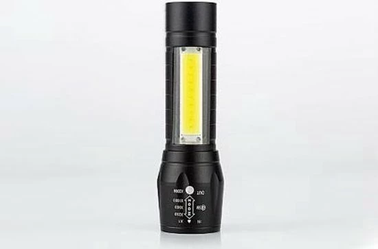 EZMarkt Zaklamp Oplaadbaar 2000 Lumen - Waterproof - Zeer Fel - Klein - 2 In 1 - Led 9 EZMarkt Zaklamp Oplaadbaar 2000 Lumen - Waterproof - Zeer Fel - Klein - 2 In 1 - Led - Afbeelding 7