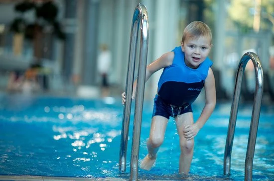 EasySwim Pro - Drijfpakje - Zwemvest & Zwembroek - Blauw - L : 24-28 Kg 8 EasySwim Pro - Drijfpakje - Zwemvest & Zwembroek - Blauw - L : 24-28 Kg - Afbeelding 6