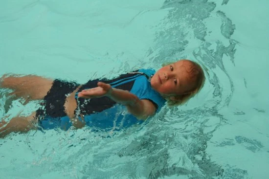 EasySwim Pro - Drijfpakje - Zwemvest & Zwembroek - Blauw - L : 24-28 Kg 12 EasySwim Pro - Drijfpakje - Zwemvest & Zwembroek - Blauw - L : 24-28 Kg - Afbeelding 10