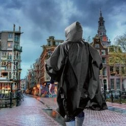 Combi-Label Regenponcho - Herbruikbaar - Herbruikbare Poncho - Volwassenen - Zwart -CeLaVi winkel 550x375 3