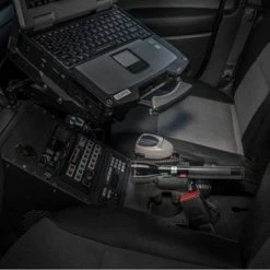 Maglite ML150LR LED Li-Ion Zaklamp - 1082 Lumen - Zwart 13 Maglite ML150LR LED Li-Ion Zaklamp - 1082 Lumen - Zwart -CeLaVi winkel 550x378