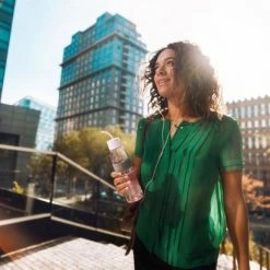 Mepal – Waterfles Ellipse – 700 Ml – Nordic Pink – Drinkfles Volwassenen – Geschikt Voor Koolzuurhoudende Dranken – Lekvrij -CeLaVi winkel 550x412 26