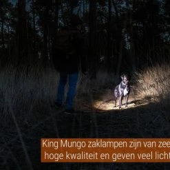 King Mungo Militaire LED Oplaadbare Zaklamp - 1000 Lumen - Zwart -CeLaVi winkel 550x511 7