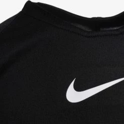 Nike Dry Park First Layer Longsleeve Shirt Thermoshirt - Maat 128 - Unisex - Zwart -CeLaVi winkel 550x520 5