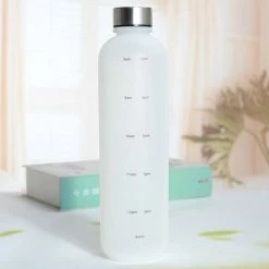 Designed On 45th | Drinkfles | Drinkfles 1 Liter | Waterfles Met Tijdmarkering | Mat Wit | Herbruikbaar | Zilveren Dop -CeLaVi winkel 550x535 9