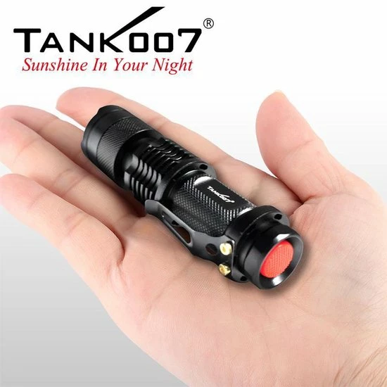 Tank007 Premium Tank-007 UV Zaklamp LED 365nm + 1 AA Batterij - Geocaching - UV Urine Detector - Opsporen Vlekken - Vals Geld Detector - Opsporen Lekken - Blacklight Zaklantaarn 6 Tank007 Premium Tank-007 UV Zaklamp LED 365nm + 1 AA Batterij - Geocaching - UV Urine Detector - Opsporen Vlekken - Vals Geld Detector - Opsporen Lekken - Blacklight Zaklantaarn - Afbeelding 4