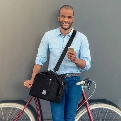 Brisby 4 Laags Geïsoleerde Koeltas - Lunchtas 12 Liter - Extra Ruimte Uitvouwbaar- Zwart -CeLaVi winkel 550x550 273