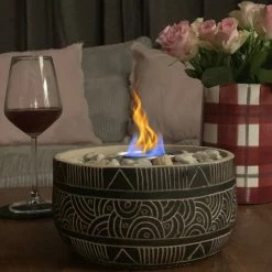 Your Love Story Uren Gezelligheid Op Tafel | Licht Kachel | Tafelhaard | Duurzaam Geproduceerd | Verwarming | Modieuze Kachel | Tafelhaard Binnen En Buiten | Bloempot Kachel Met Steentjes | Tafelvuur Voor Binnen En Buiten | Brandgel Haard Met Natuurstenen -CeLaVi winkel 550x550 402