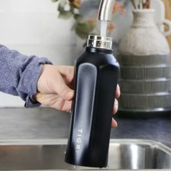TIGR Hexagon - Drinkfles - Thermosfles - RVS - 500ml - Zwart - Met Afwasborstel -CeLaVi winkel 550x550 457