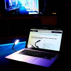 A-DAPT LED - Toetsenbord Verlichting - USB - Lees Lampje - Voor Gebruik Met USB Powerbank - USB Poort Laptop Etc. 9 A-DAPT LED - Toetsenbord Verlichting - USB - Lees Lampje - Voor Gebruik Met USB Powerbank - USB Poort Laptop Etc. -CeLaVi winkel 550x552 12