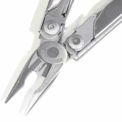 Leatherman Surge 21-in-1 Multitool - RVS -CeLaVi winkel 550x576