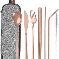 House Of Husk Reisbestek - Reis Bestekset - Chopsticks - Metalen Rietjes Met Borstel - Lepel - Vaatwasserbestendig - RVS - 7 Delig - Rose Goud